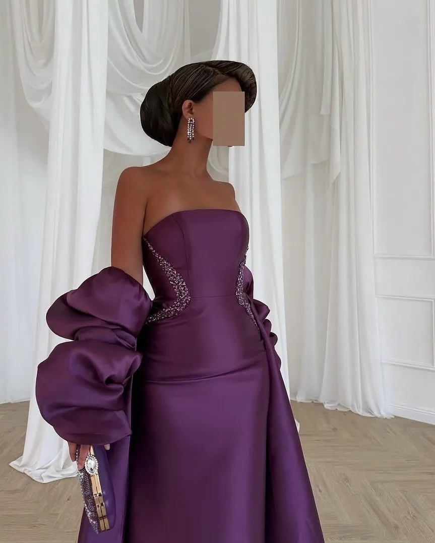 

Customized Purple Classic Temperament Puff Sleeves Wedding DressBridal Party Bridal Gowns Crystal Half Sleeves Strapless