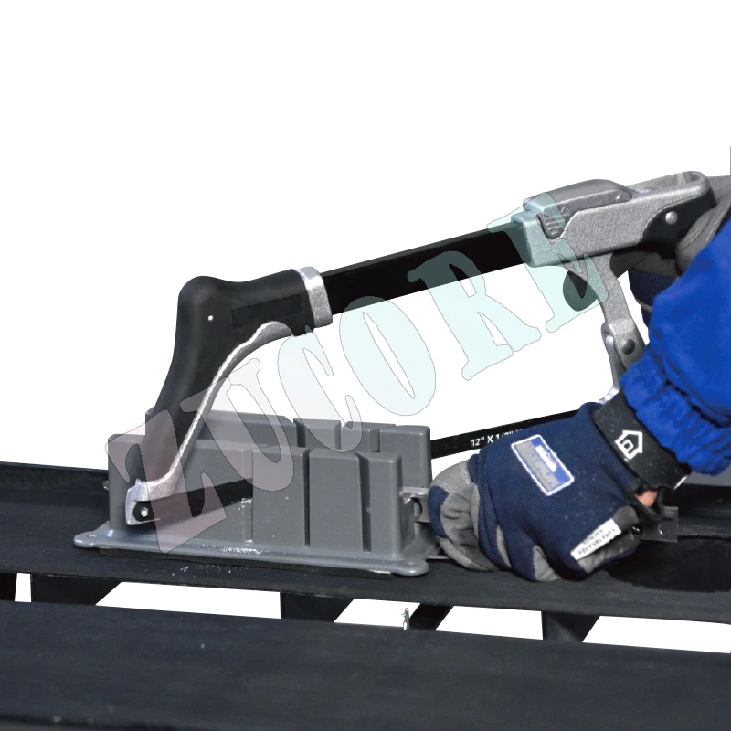 Ferramenta auxiliar para corte de bordas de telhas cerâmicas, ângulo reto ou 45 °   Corte chanfrado