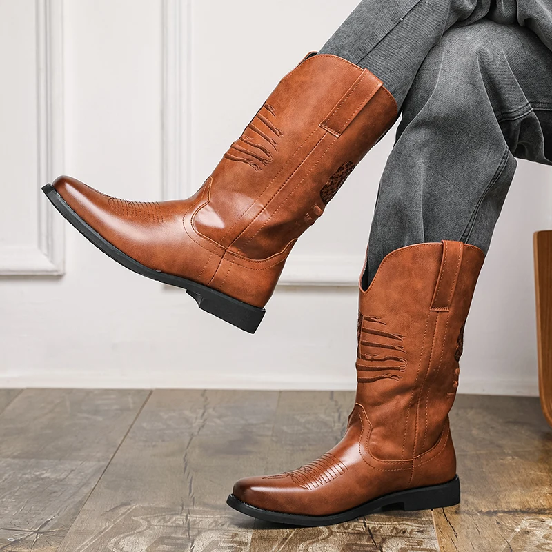 أحذية عالية الجودة للرجال PU مطرزة بكعب منخفض أحذية رعاة البقر الغربية العصرية