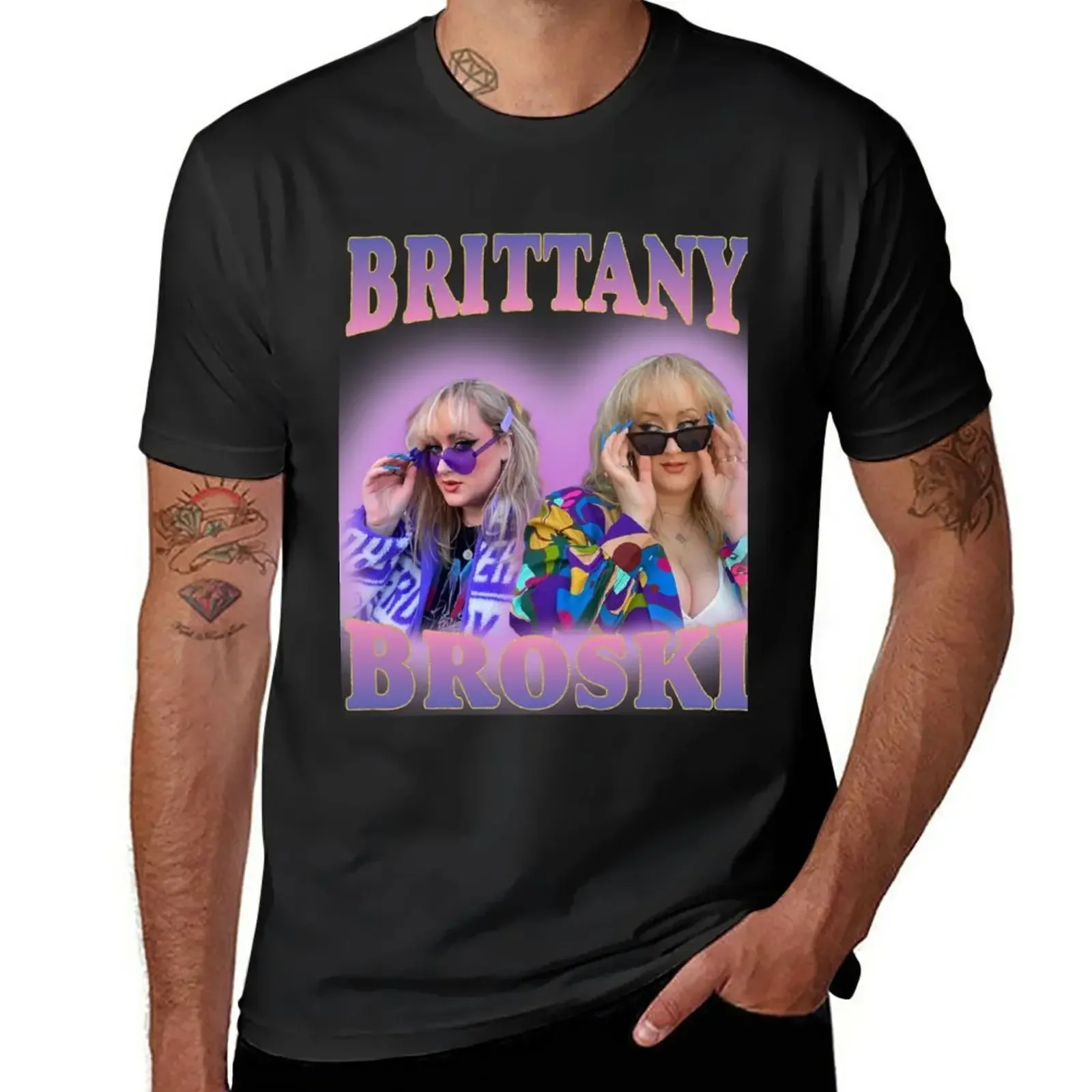 Brittany Broski Vintage Style Design T-Shirt funnys plain designer t shirt men