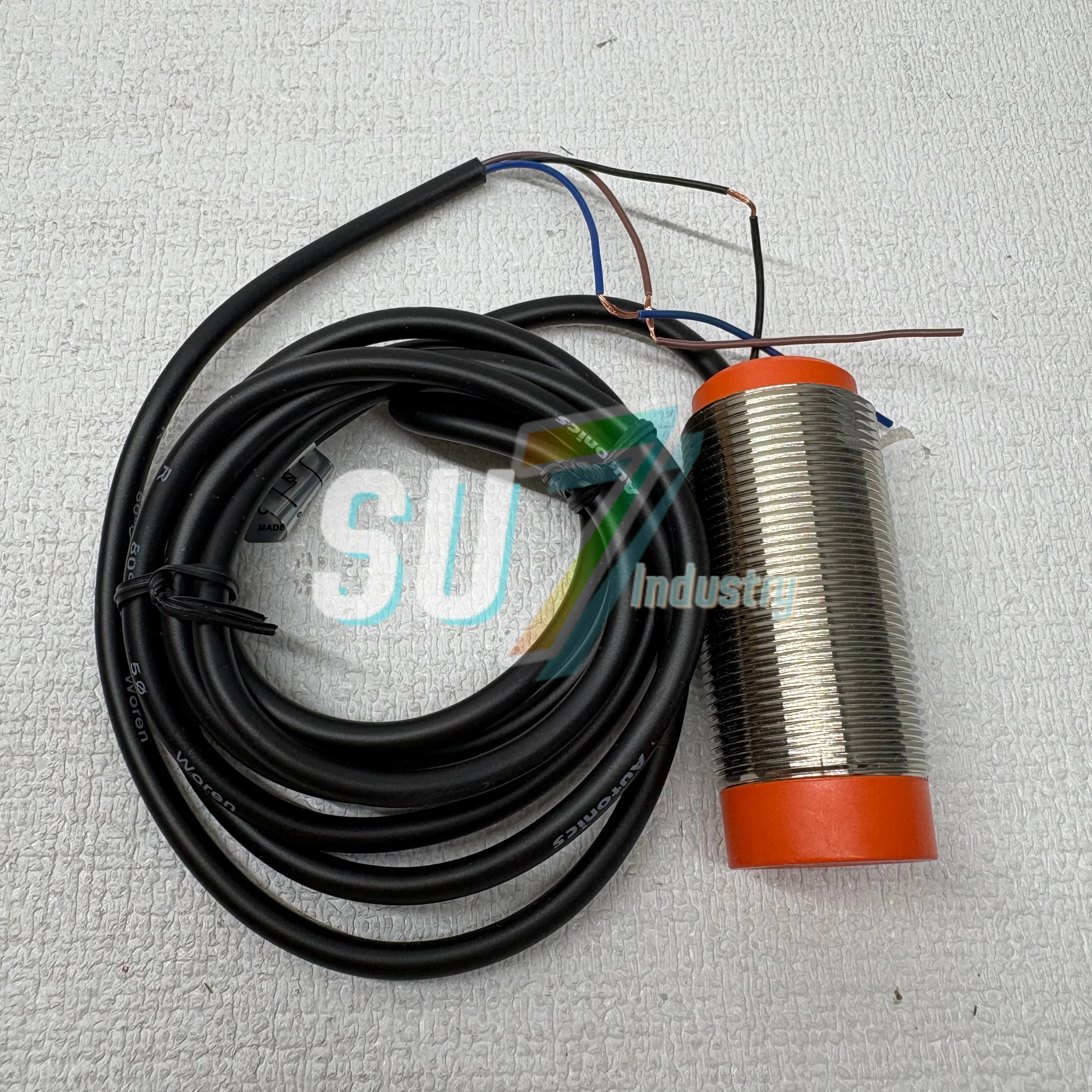 CR30-15DP New In Box Proximity Sensor