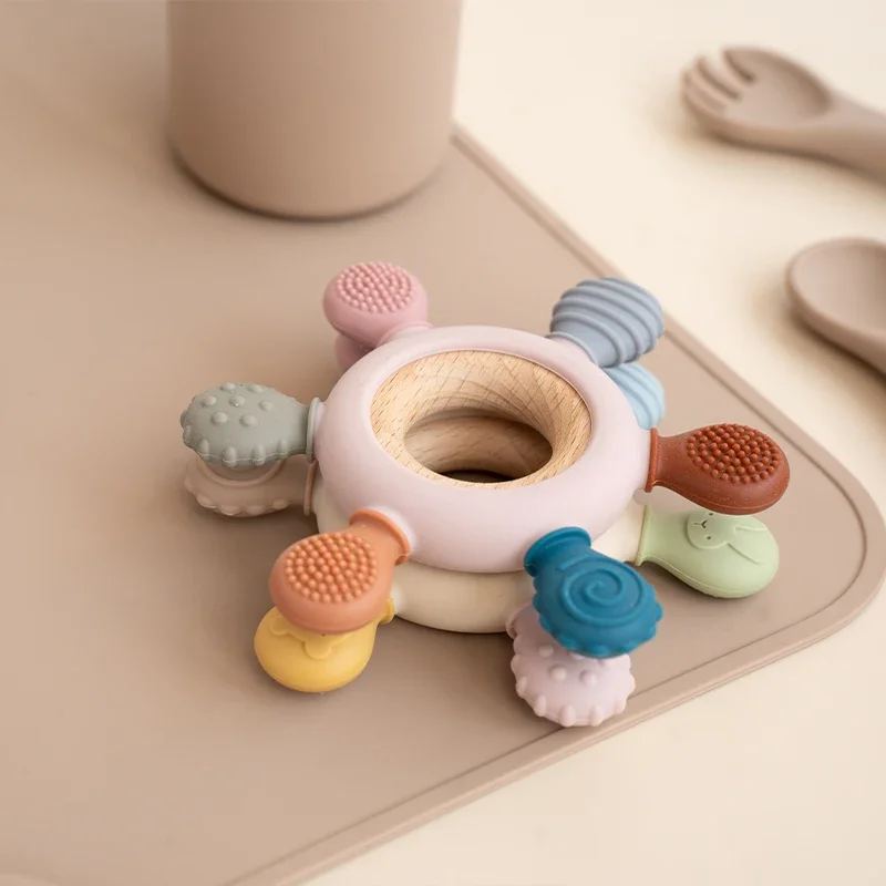 1pc Baby Food Grade Silicone Teether Rudder Shape Wooden Ring Teething Toys BPA Free Infant Chewing Nursing Toy Newborn Gifts