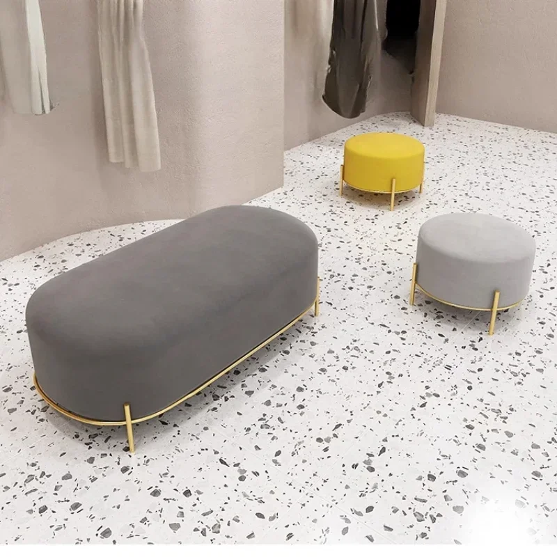 Shoe store sofa stool, clothing store fitting room changing room long stool