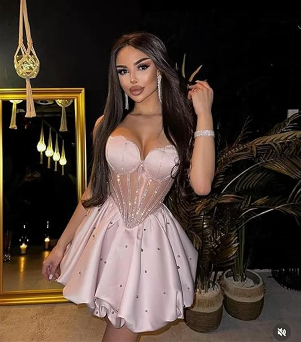 Vestidos cortos de satén personalizados para fiesta de bienvenida para adolescentes, minivestidos de cóctel sin tirantes con cuentas, vestidos de fiesta sin espalda de línea A