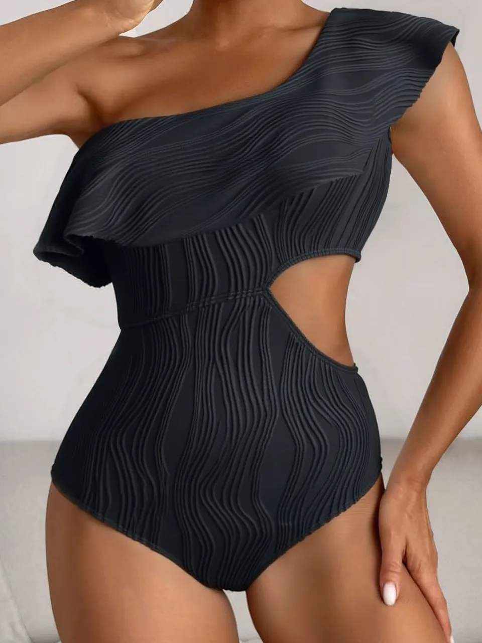 

Женский слитный купальник на одно плечо с рюшами, в рубчик, с вырезами, с подкладкой, для пляжа