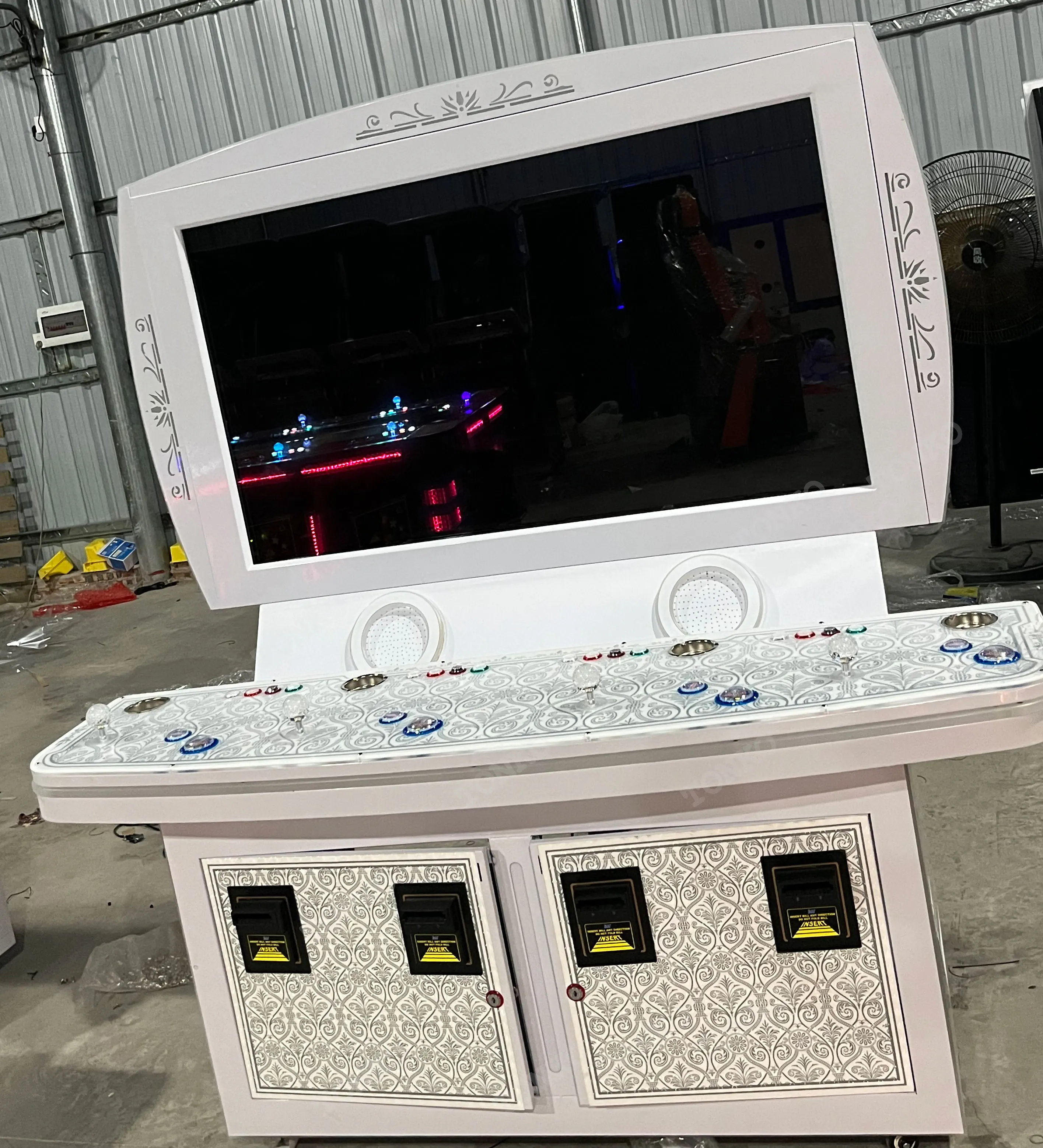 Metal cabinet amusement equipment 55-inch large screen vertical arcade game machine