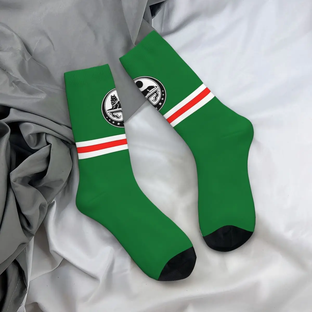 Calzini con bandiera Ichkeria Calze Harajuku che assorbono il sudore Calzini lunghi per tutte le stagioni Accessori per regalo di compleanno per uomo e donna