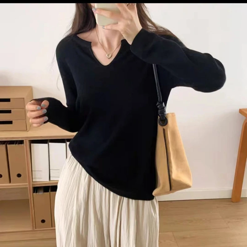 

V-neck Versatile Fashion Comfortable Popularity Simple Dress For Women Versatile Slim Women's Clothing Temperament Tops Solid