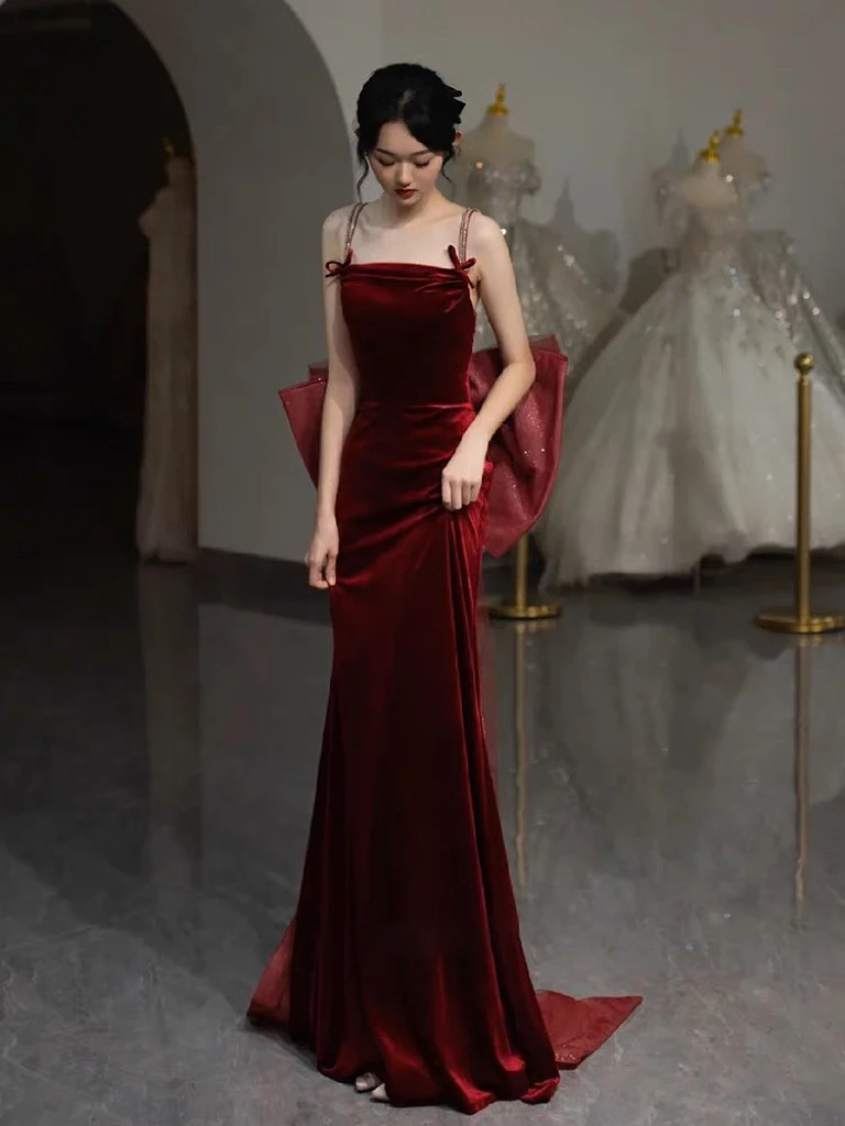 

Wine Red Velvet Prom Dresses Spaghetti Strap Detachable Bow Train Mermaid Long Vintage Party Bride Toast Evening Gowns Saudi New