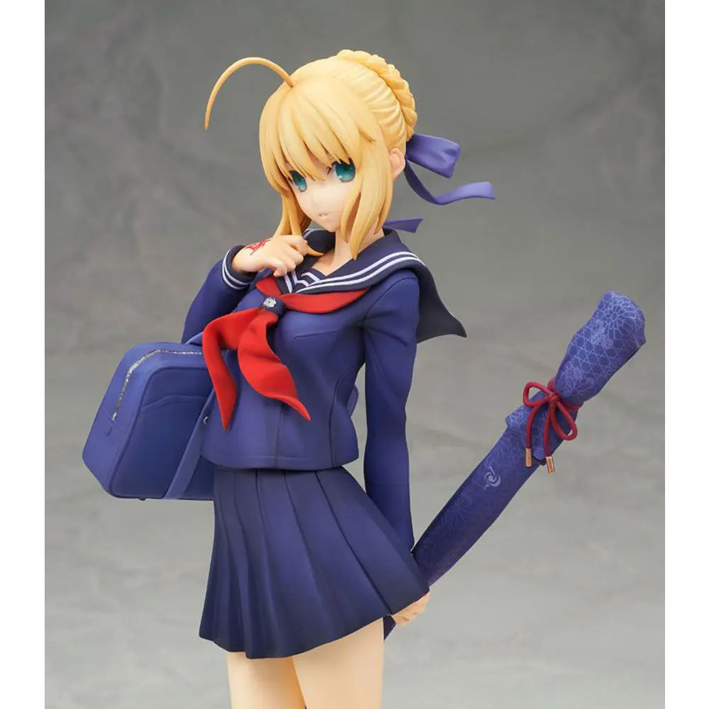 Figura Pendragon Altria de Anime Fate/Stay Night, uniforme de estudiante, modelo de animación de pie, colección de regalos, adornos decorativos, 22CM