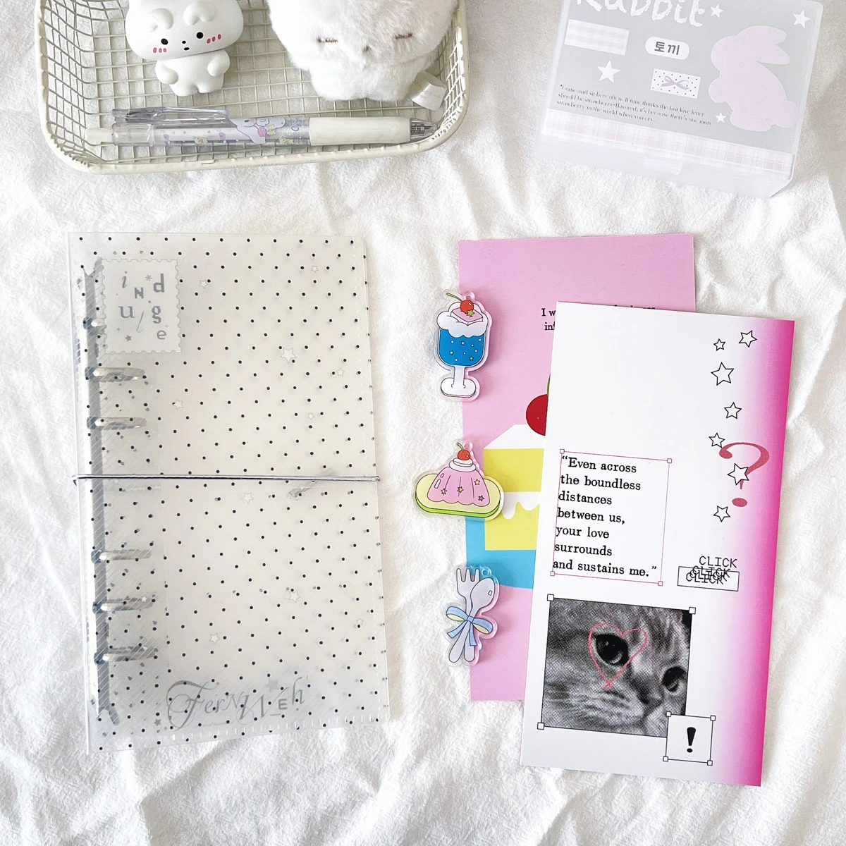 WAKAWAKA A6 Planner z tworzywa sztucznego, wzór w kropki i gwiazdy, tekstura twill, minimalistyczny, estetyczny notes do biura i szkoły