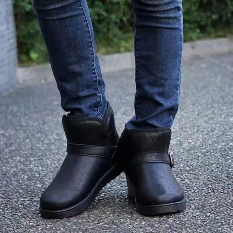 Winter Men's Solid Color Thick Sole Boost Snow Boots Fleece Lined Thickened Waterproof Slip Resistant Cold Resistant Short Boots