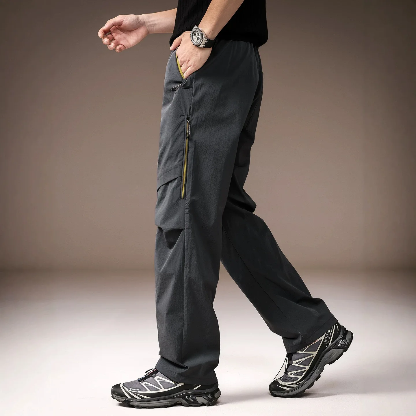 Outdoor Functional Charging Pants Men's Spring and Summer 2026 New Tooling Casual Quick-drying Sports Zipper Straight Trousers