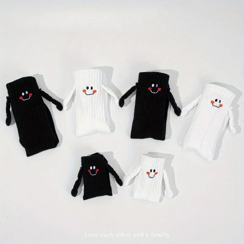 1 Pair Unisex Kids Mid-Calf Socks with Smiley Face & Hand-in-Hand Embroidery, Soft Breathable Cute for Boys & Girls