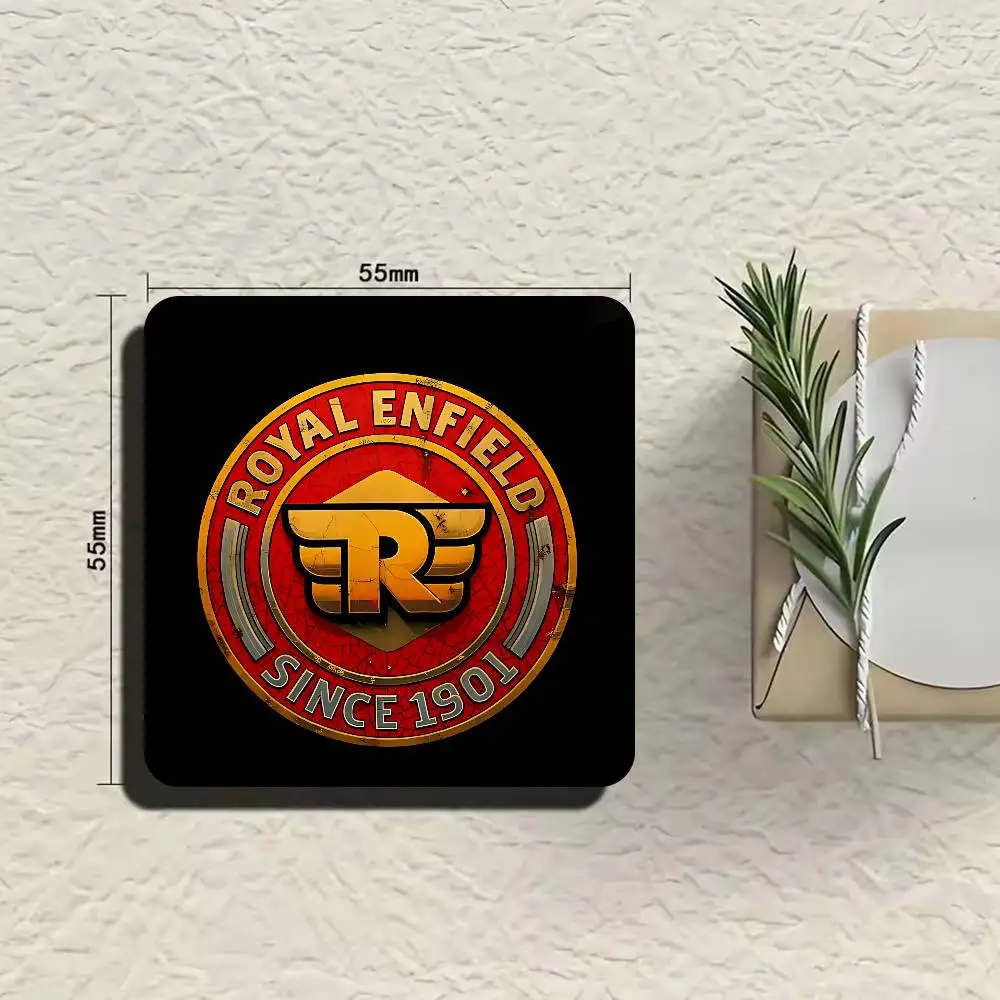 R-ROYALS E-ENFIELDS Logo Fridge Magnets Round Magnetic Refrigerator Decoration Memorial Gifts Wedding Favors view 6