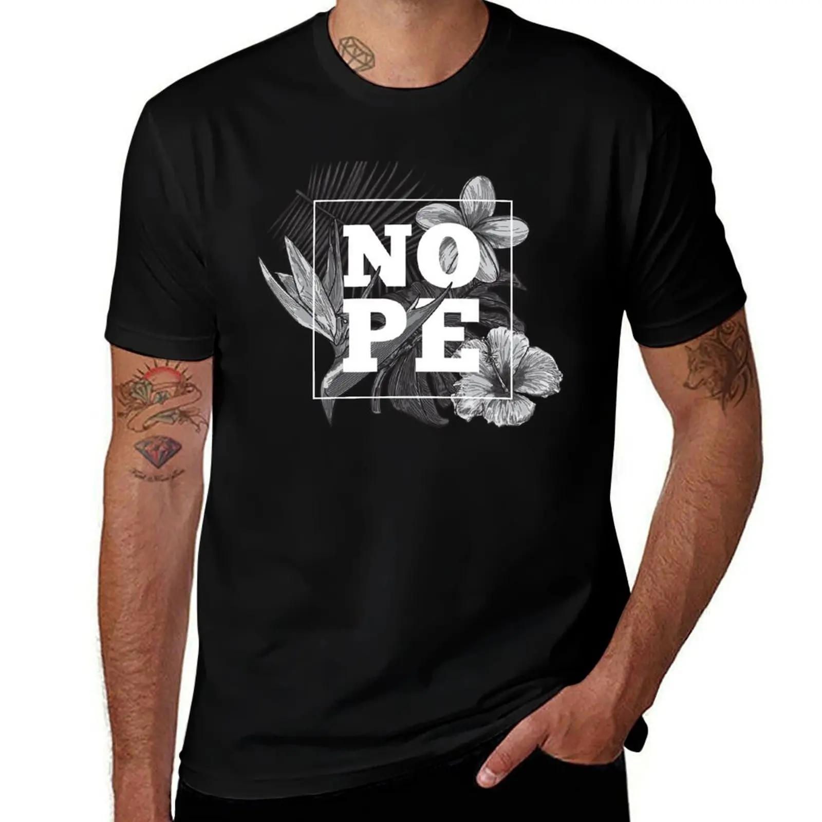 Забавная черно-белая футболка с дизайном тропических пальм