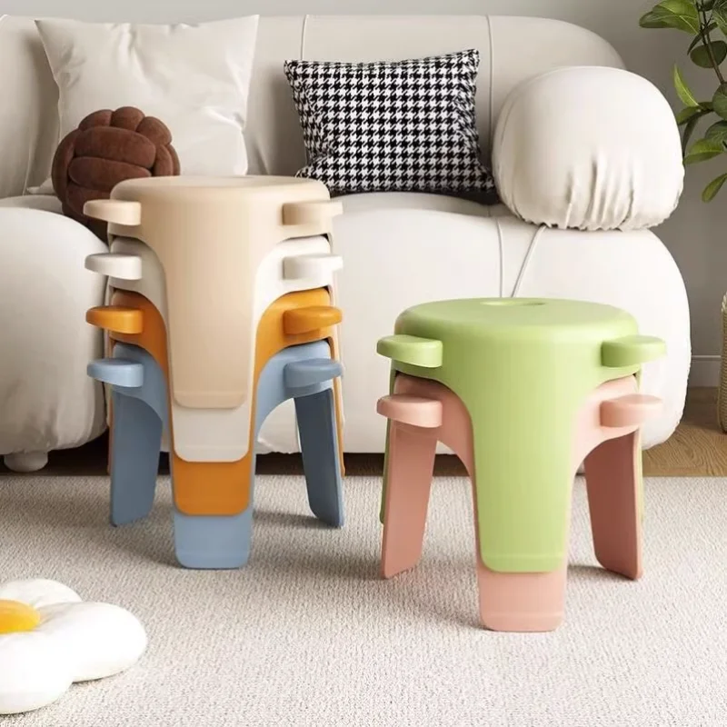 Small stools, household low stools, creative cartoon sofas, round stools, wooden stools, changing shoes, stools