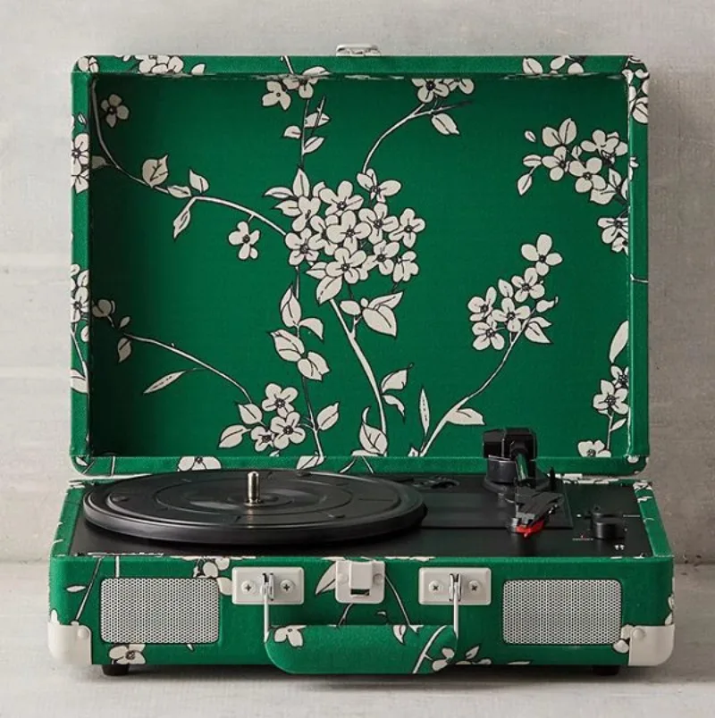 

CR8005U UO Custom Vinyl Record Player Portable Record Player