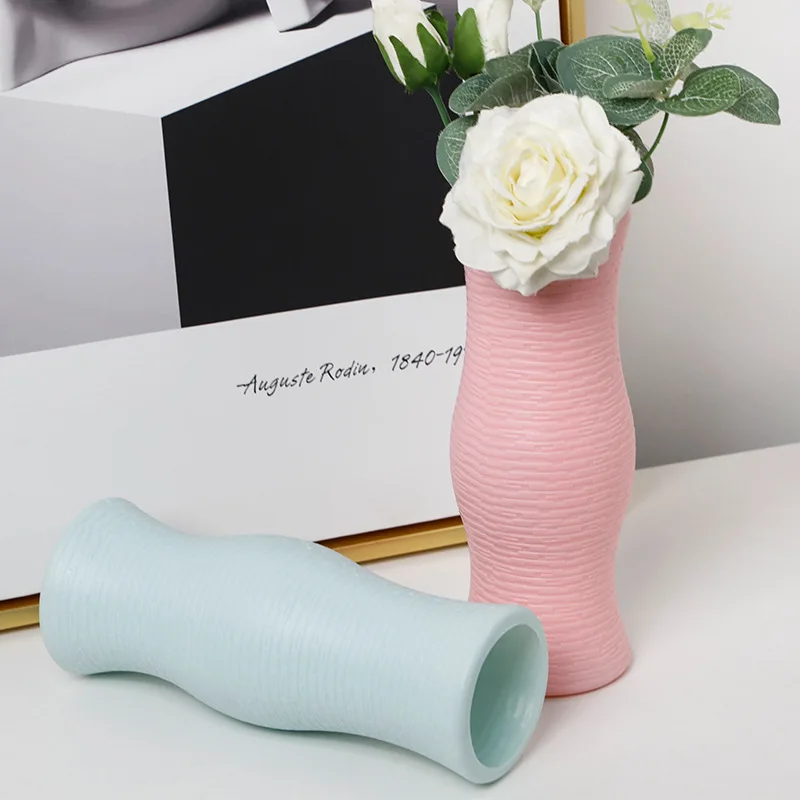 Plastic  Nordic Color Vase Decorative Handicraft Imitation Glaze Resistant To Falling Dry and Wet Flower Arrangement Container