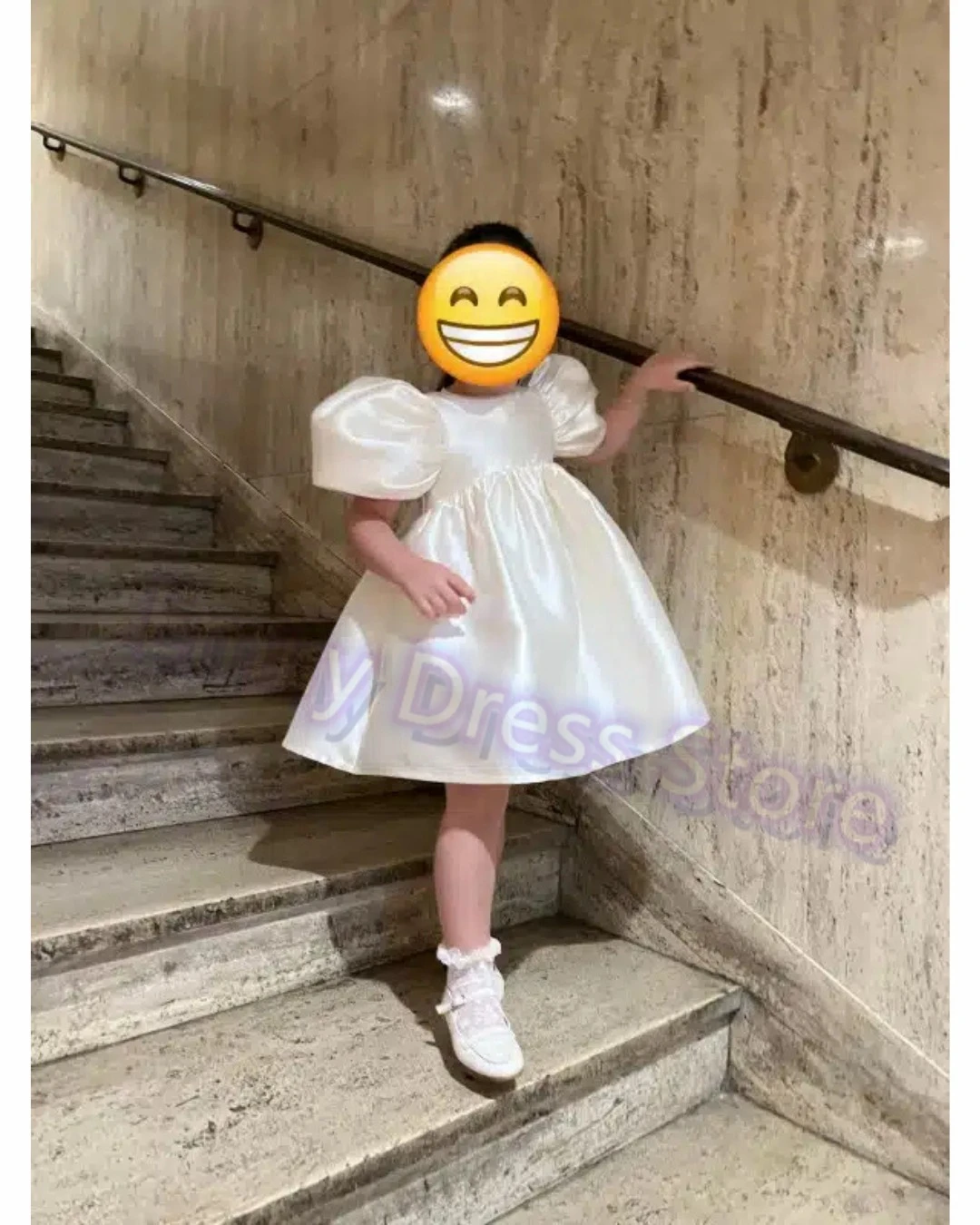 

Customized Ivory Flower Girl Dress For Wedding Satin Puffy Knee Length With Bow Mini Kids Birthday Party Dress Baby Ball Gown
