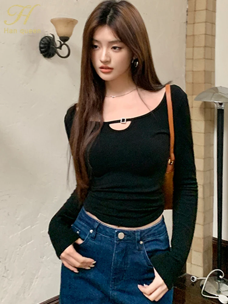 

H Han Queen Women's Tees Elegant Simple basic Korean Chic Bottom Vintage Tops Long Sleeve Slim Work Casual T-Shirts Autumn 2025