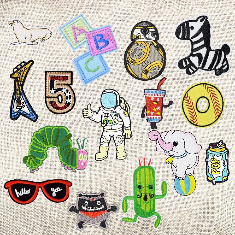 Random Boy Patches for Clothing Mixed Cartoon Car Aircraft Animal Applique Patch Iron on Embroidered DIY Clothes Sew Accessories