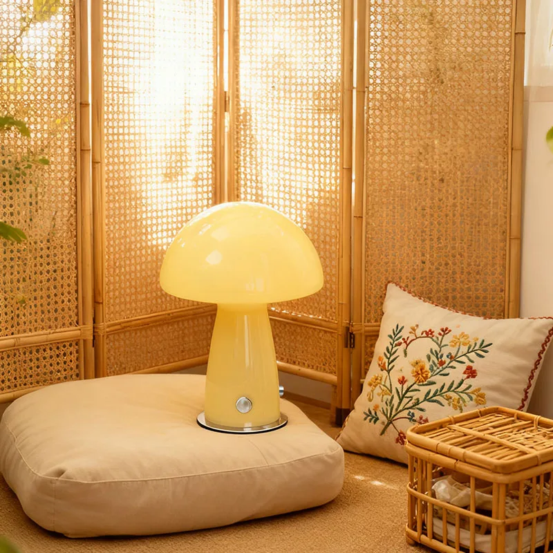 مصباح طاولة على شكل فطر متجر بدون اسم، حقيبة بجانب السرير لغرفة النوم، Haus، طراز Ins Girl Nordic، إضاءة ليلية لجو زجاجي لغرفة المعيشة