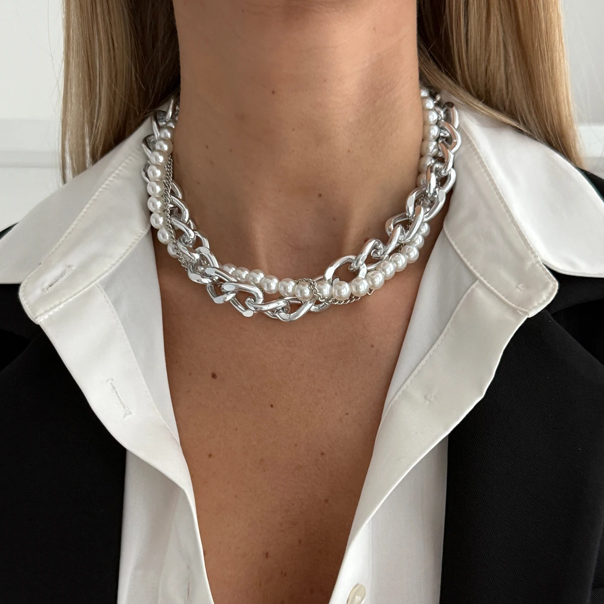 

SHIXIN Punk Gold Color Chunky Chain Necklaces for Women Vintage Imitation Pearl Short Choker Necklace 2026 Jewelry Accessories