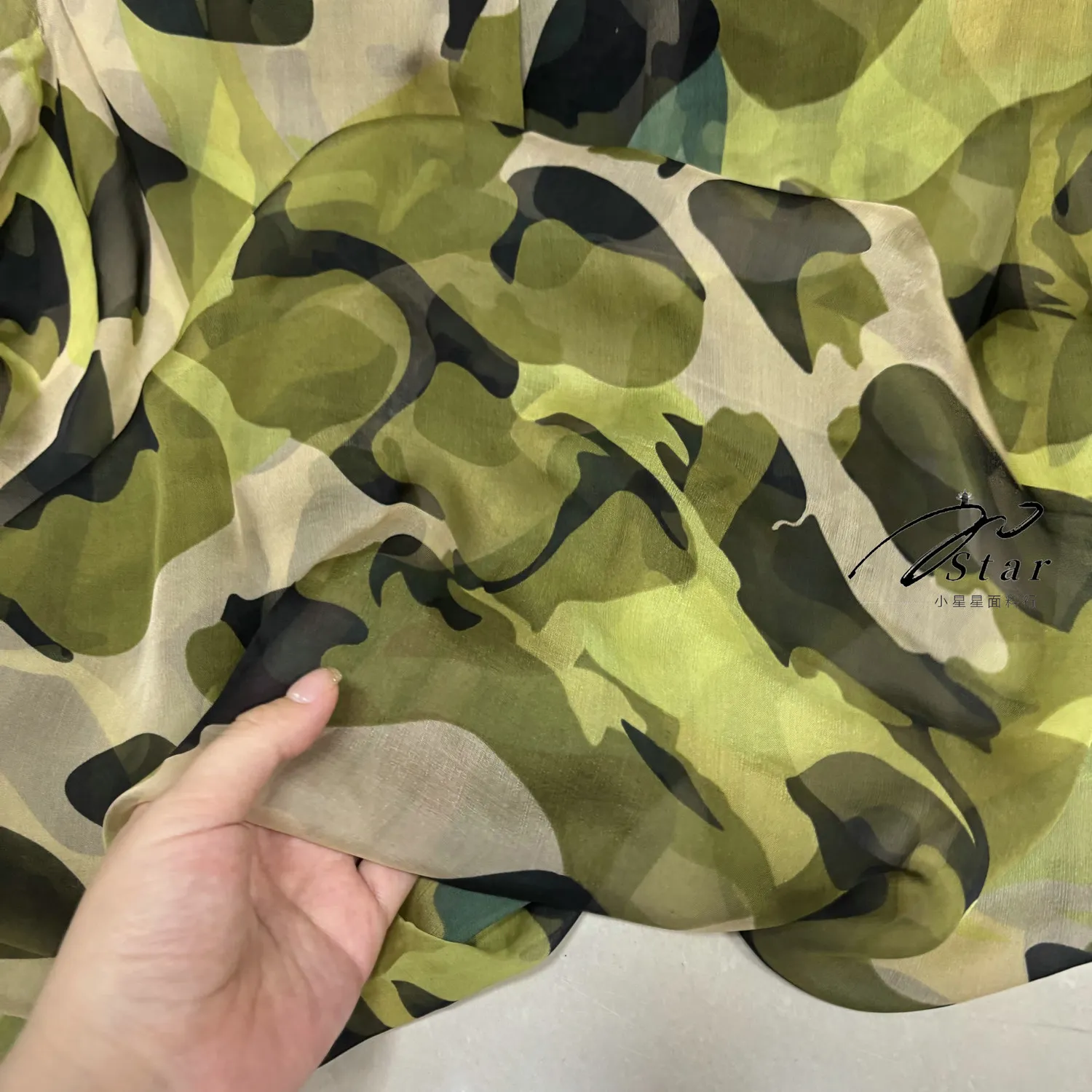 1 M Price Army Green Camouflage Soft Semi-Transparent Silk Chiffon Silkworm Silk Fabric Silk Scarf Fabric