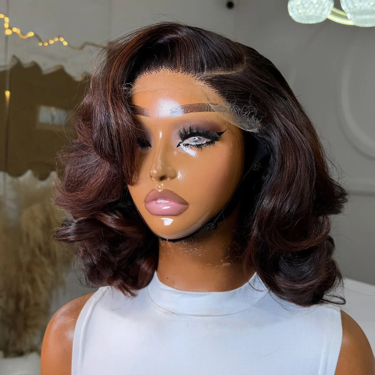 Perruques de cheveux humains de couleur brun chocolat bouclées rebondissantes de densité 400 360 HD dentelle frontale prête à emporter sans colle pré-épilée 18 pouces perruque