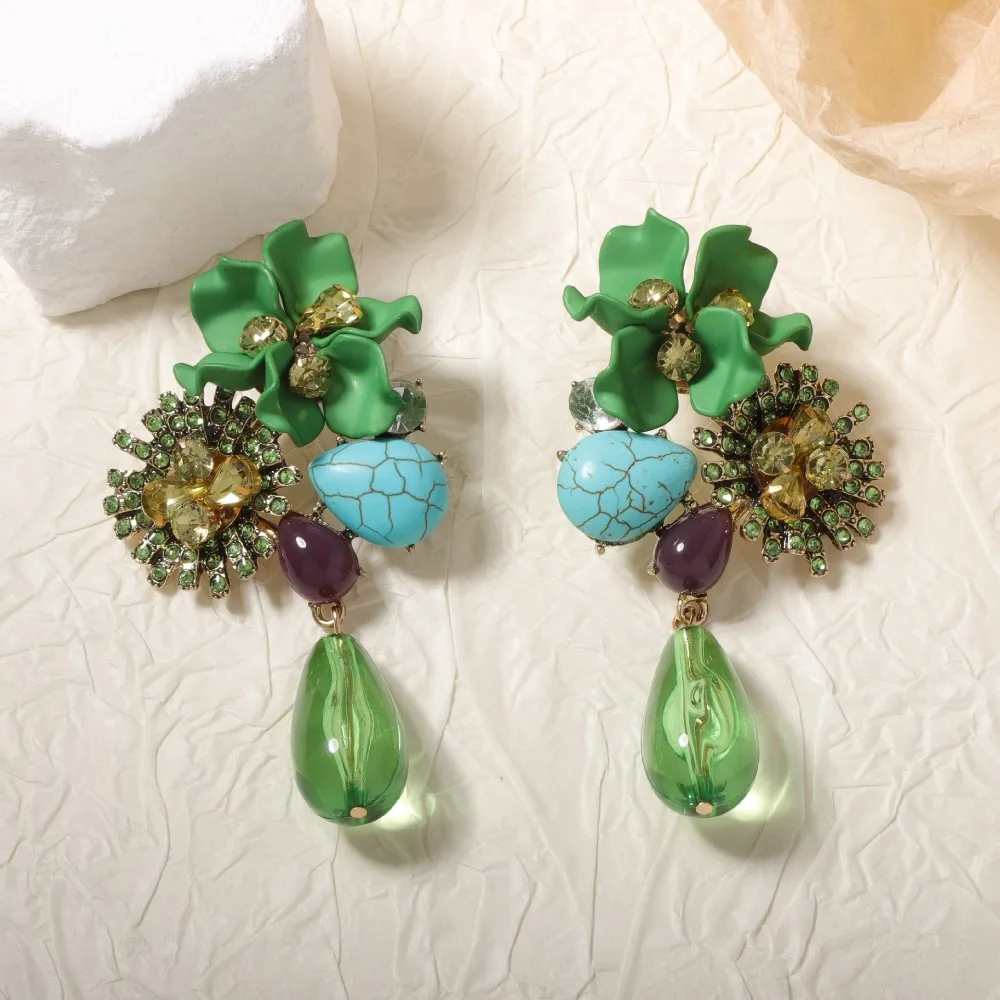 

Bohemian Floral Earrings for Women Unique Design Natural Turquoise Teardrop Crystal Dangles Vintage Colorful Festival Jewelry