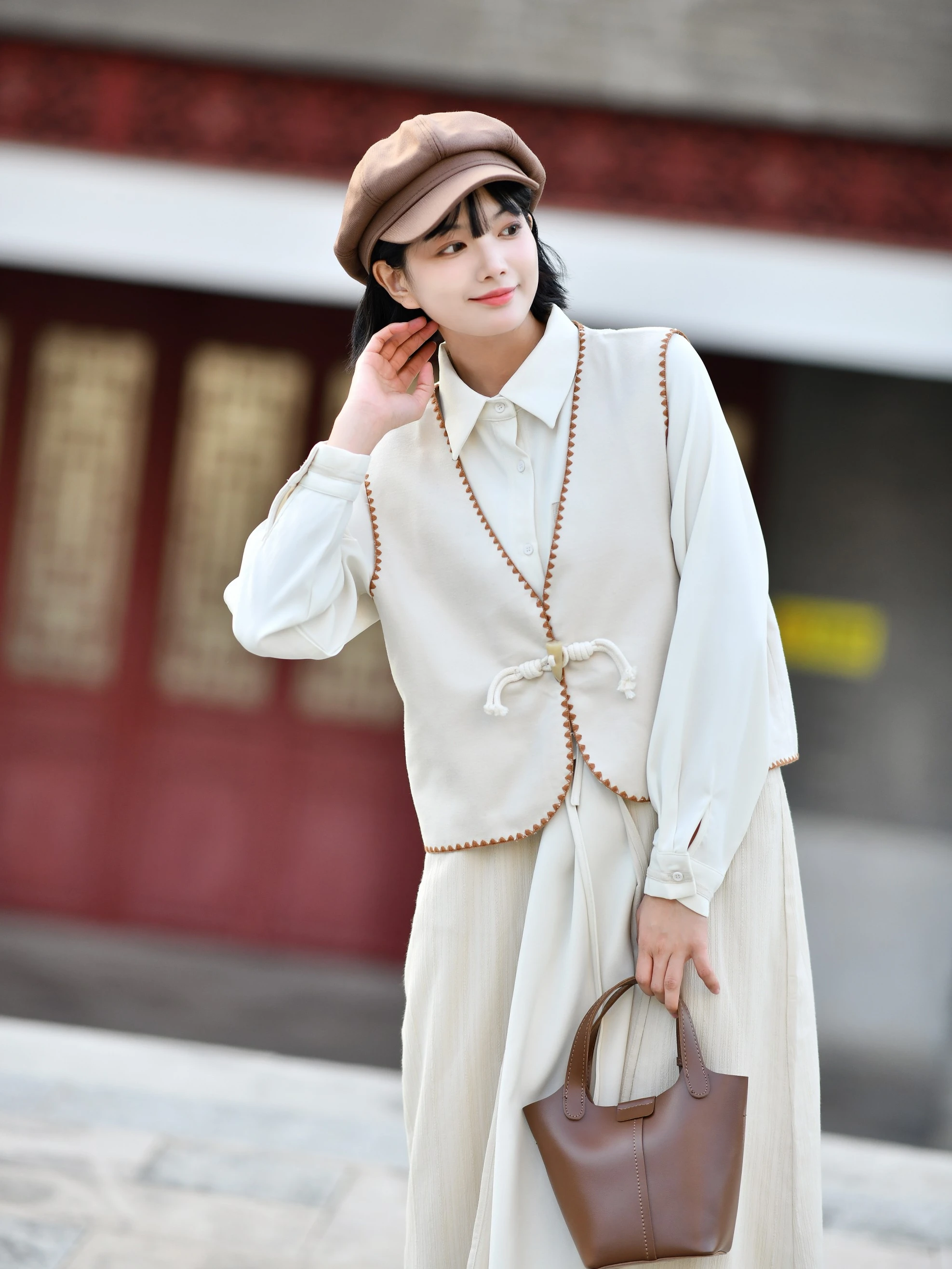 

Original Japanese Sle Light Retro Button ort Vest Women's Embroidered Layering Sensation Tank Top