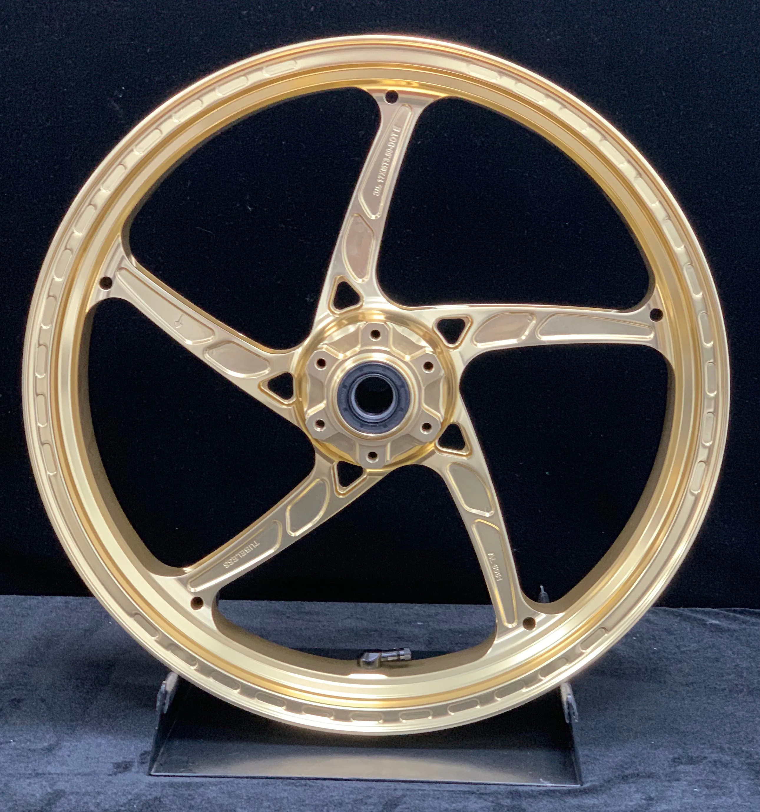 Suitable for Aprilia RSV4 Forged Wheels 17x3.5 17x5.5 CNC Machined 6061-T6 Aluminum Racing Performance Motorcycle Wheel