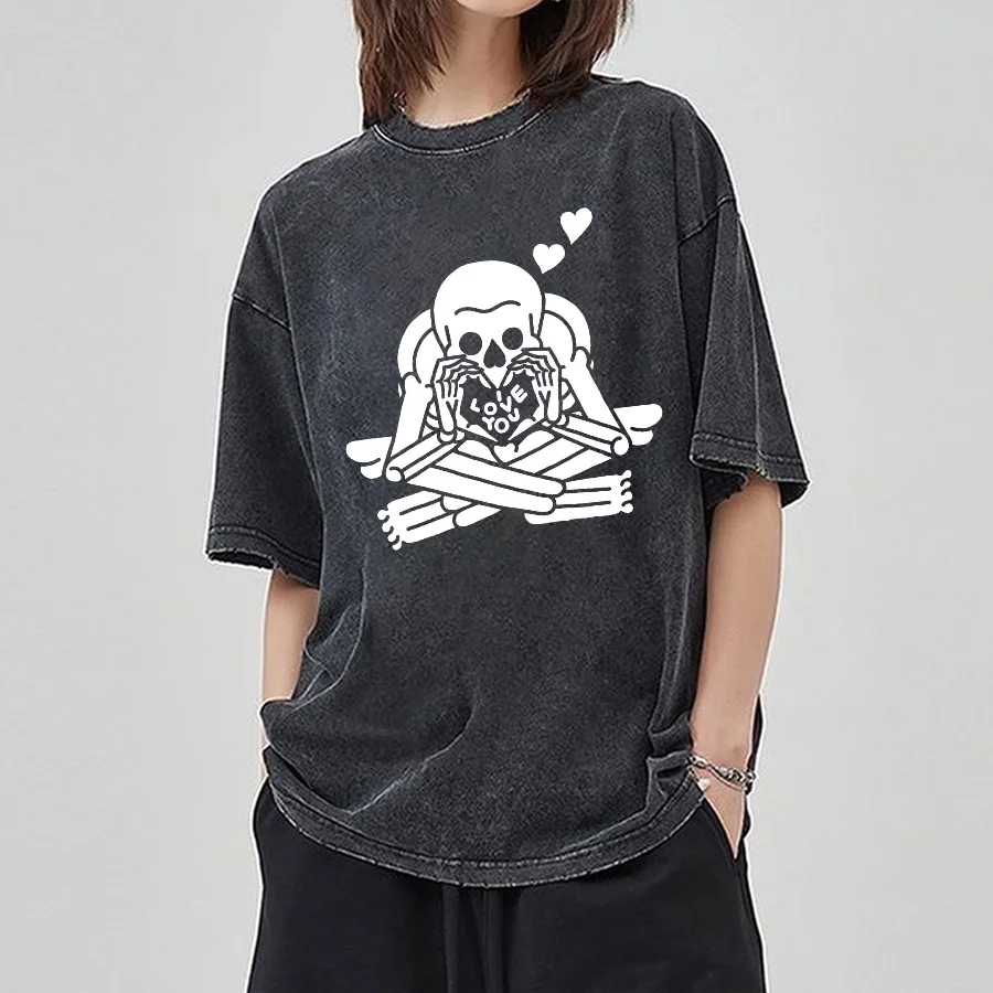 

Skull Heart Stick Figure Print Minimalist Style Women T-Shirt Casual Design Teen Student Short Sleeve Fashion Short Tees Vintage