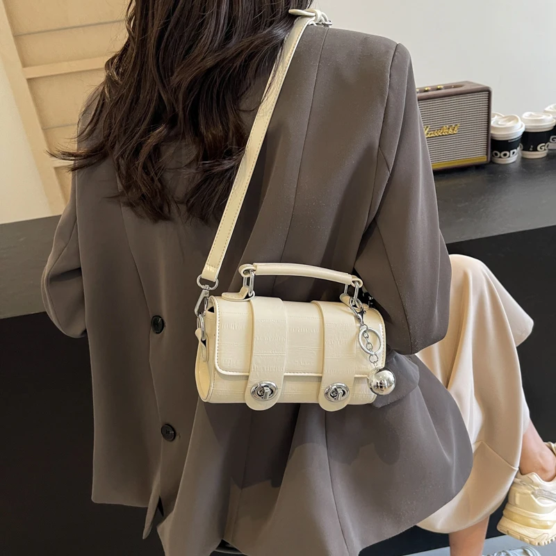 Women\'s Bag 2024 New Trendy High end Fashion Versatile One Shoulder Crossbody Bag This Year Popular Handheld Small Square Bag