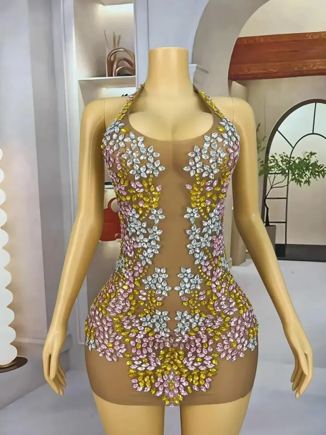 Vestido corto de malla transparente con diamantes de imitación brillantes para mujer, cristales de perforación en caliente, vestido de noche de fiesta, disfraz de Drag de escenario de reina de cumpleaños