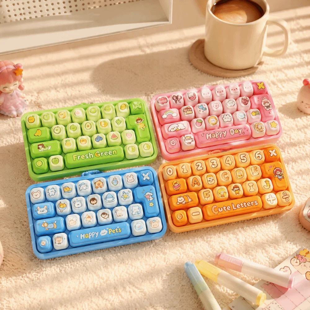 26-Key Decompression Button Transparent Dual-Tone Simulation Keyboard Mini Keyboard Pendant Cute Design Keyboard Keychain