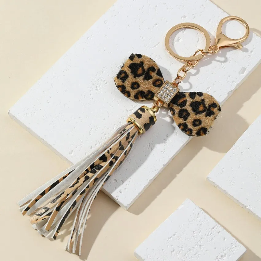 Cute Leopard Pu Leather Tassel Bowtie Accessory Crystal Shining Handmade Fashion Keychain for Women Car Key Purse Handbag