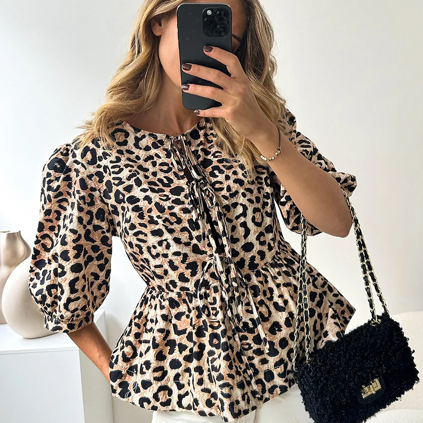 

2025 Women Puff Short Sleeve Blouse for Women Vintage Leopard Print Cropped Blouse Causal O Neck Bow Lace-up Shirts Tops