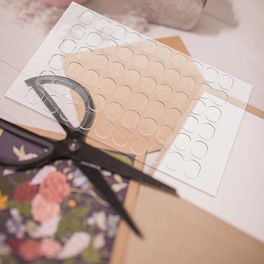 Рисунок 2 - двусторонние клейкие крючки