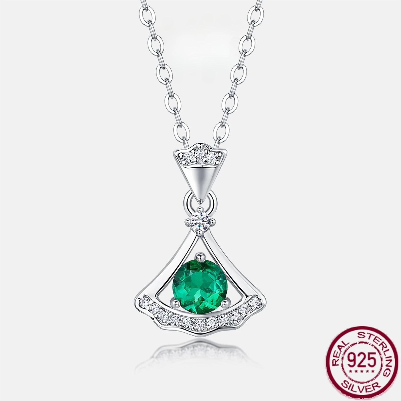 

New S925 pure silver light luxury fashionable dress, emerald green collarbone chain, personalized wedding jewelry