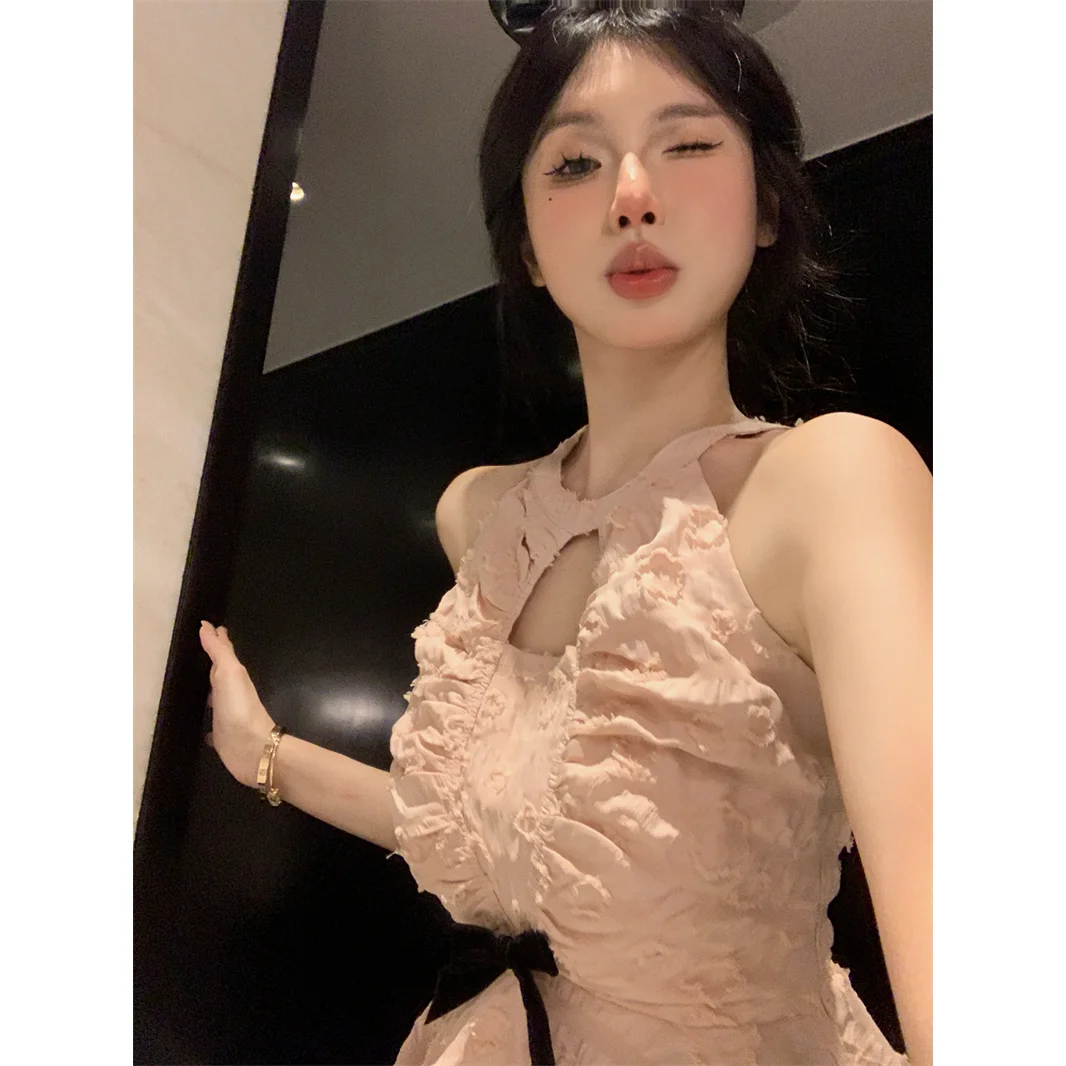 Short Beautiful Halterneck Top Women's Design Sense Summer Sweet Girl Pure Desire Suspenders