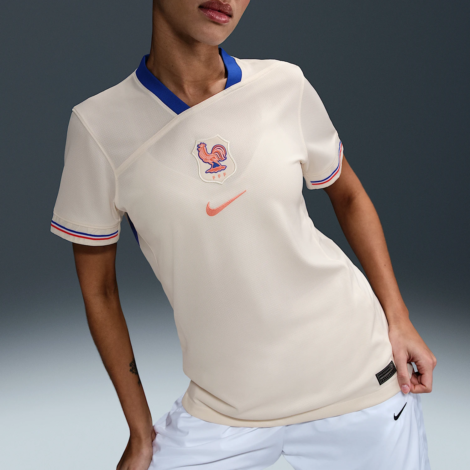 Nike Genuine Dri Fi…