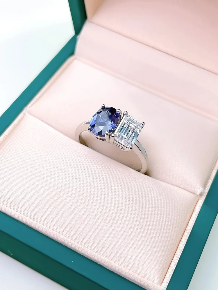 Fashion niche double stone color contrast sapphire ring with high carbon diamond, versatile and minimalist personality