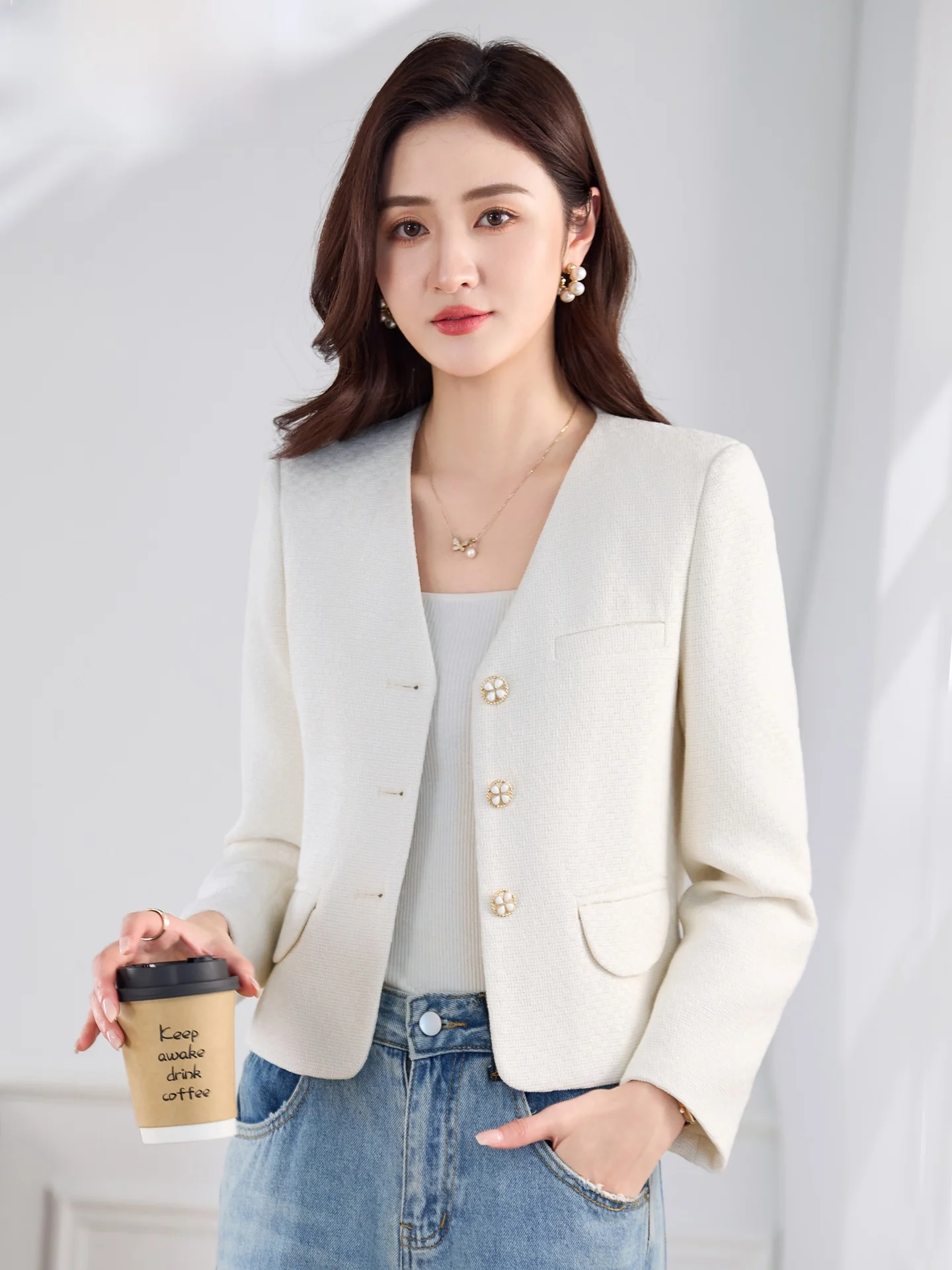 

Spring 2026 New Style Small Fragrance Style Jacket Women's Short Sleeveless Name Lady Elegant Short Top Fashionable Polyester...