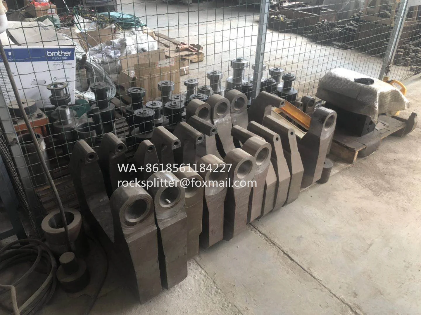 آلة التثبيت الباردة آلة الضغط الهيدروليكية لهيكل الشاحنة الهيدروليكية لمسامير 10 مم للبيع #4