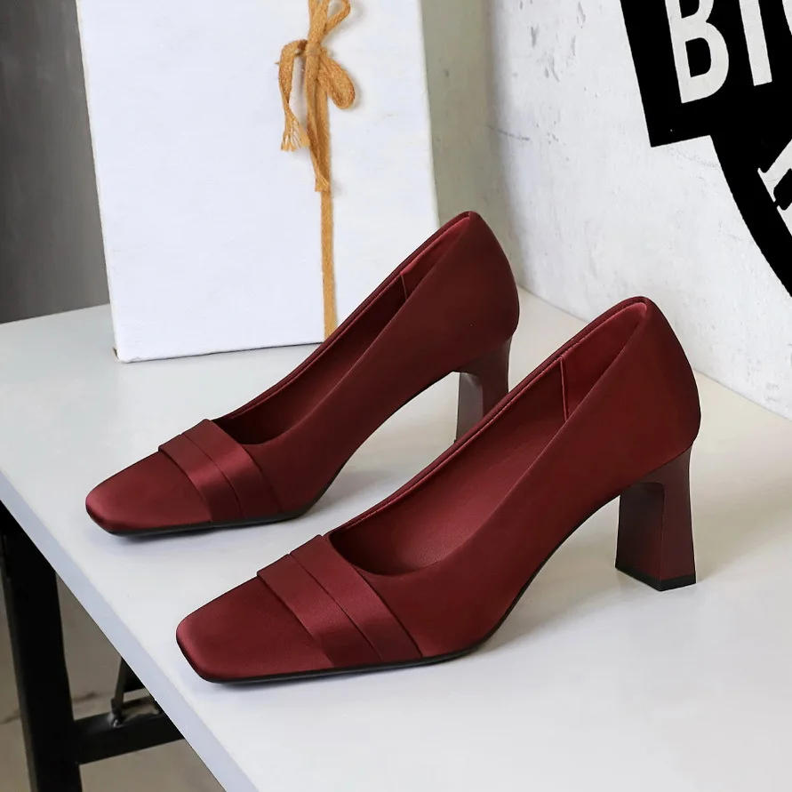 2026 Spring New Women Pumps Silks Satins High Heels Women 7 Cm Stilettos Square Toe Ladies Heels Versatile High-heeled Shoes