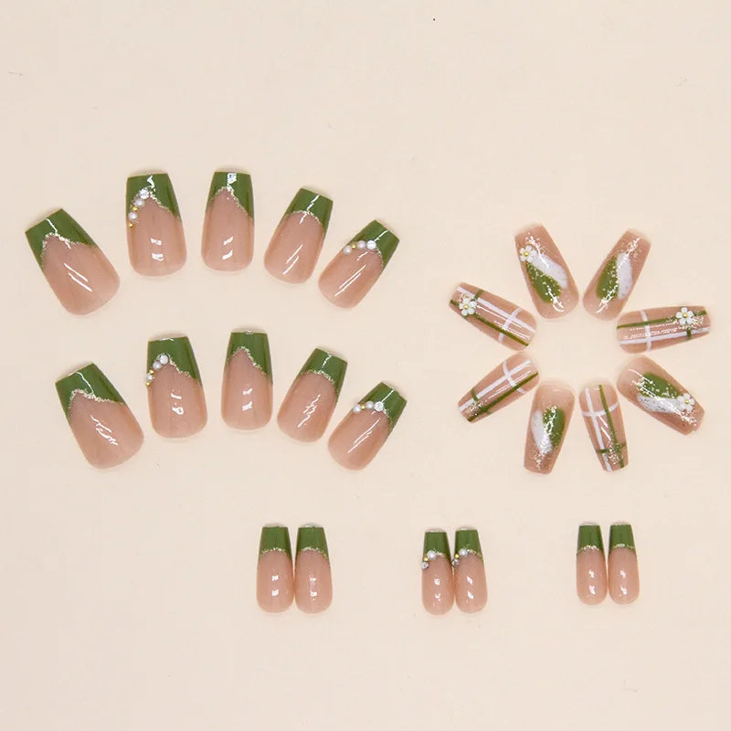 24pcs/set Cute Short Ballet Green French Rhinestone Summer Flower Press on Nails Artificial Fake Nails Medium Manicure for Girls