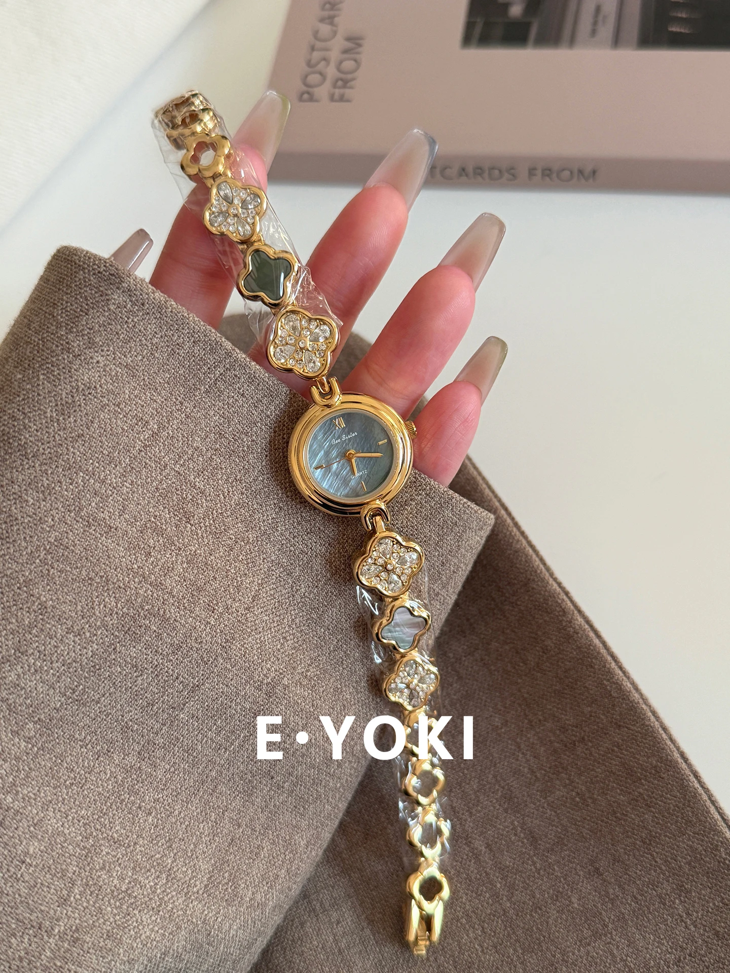 

ExquisiteWomen'SWristwatch Bracelet Elegant AndVersatile Quartz Watch Perfect As A Gift For WomenHighQuality Women'S Wristwatch.