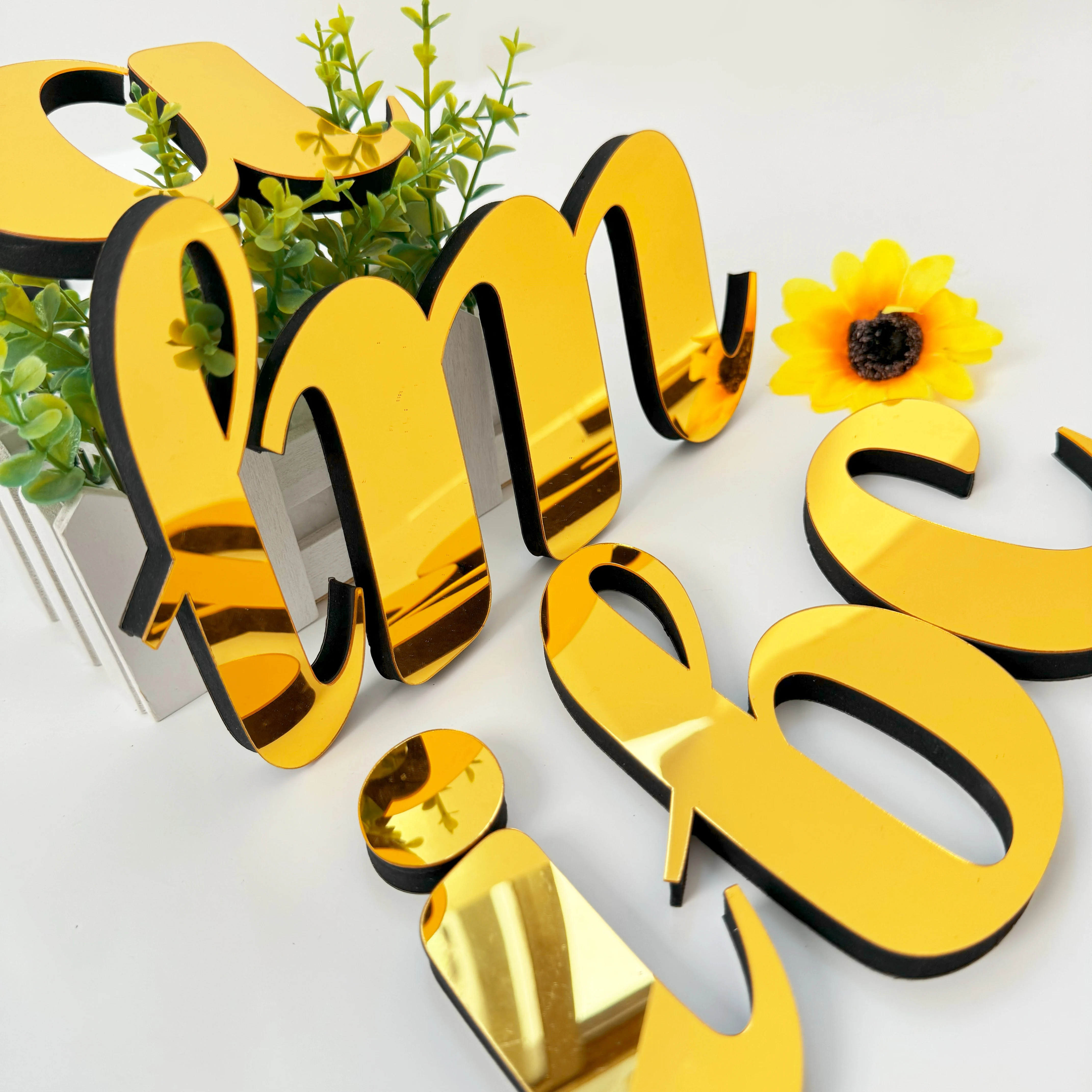 Lowercase الذهب ثلاثية الأبعاد الاكريليك مرآة سطح الخط الفني الإنجليزية رسائل الجدار ملصق قشر وعصا ديكور المنزل الأبجدية ملصقات فنية #3